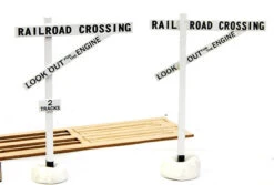 Banta Modelworks 2032 - Early Style Crossing Signs, Enough For 10 Crossings - HO Scale Kit