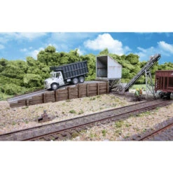 Walthers Cornerstone 933-4058 - Truck Dump Kit - HO Scale