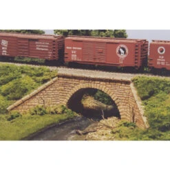 Monroe Models 2001 - Stone Arch Bridge - HO Scale Kit