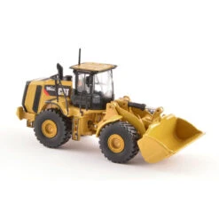 Tonkin 10004 - Caterpillar 966K Wheel Loader - HO Scale