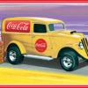 AMT 1406 - 1933 Willys Panel Coke - 1:25 Scale Kit