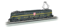 Bachmann 65351 - GE GG-1 BRUNSWICK GREEN SINGLE STRIPE DCC SOUND W/ DCC & Sound Amtrak (AMTK) 4807 - N Scale