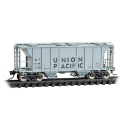 Micro-Trains Line 09500032 - PS-2 2-Bay Hopper Union Pacific (UP) 11449 - N Scale