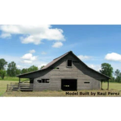 Showcase Miniatures 115 - DeLoney's Barn - N Scale Kit
