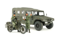 Tamiya 25188 - JGSDF Recon Motorcycle High Mobility Vehicle Set Japan - 1:35 Scale Kit
